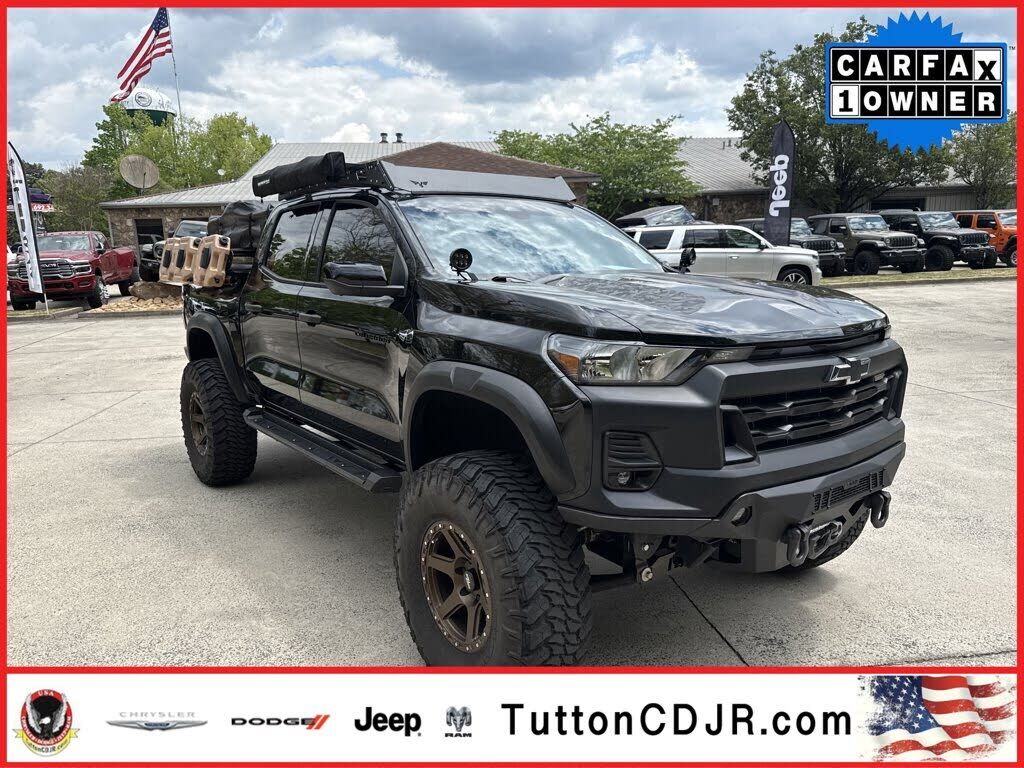 2023 CHEVROLET Colorado