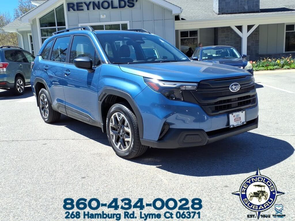 2025 SUBARU Forester