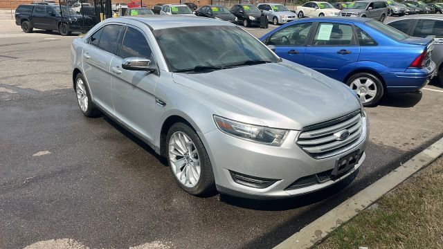 2016 FORD Taurus