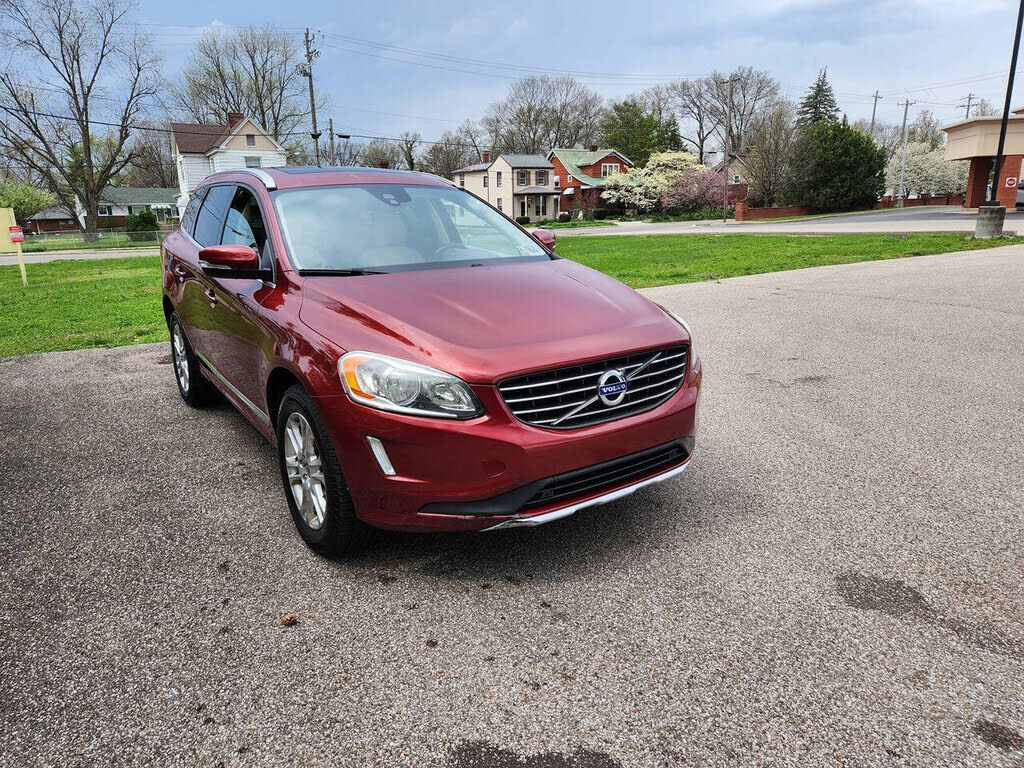 2015 VOLVO XC60