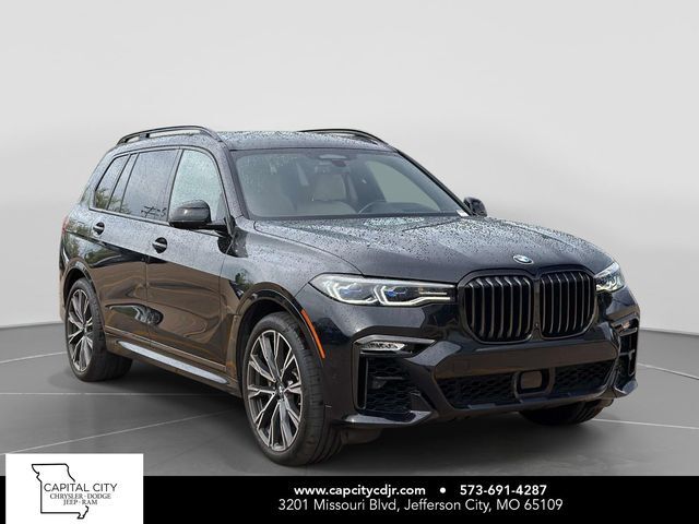 2021 BMW X7
