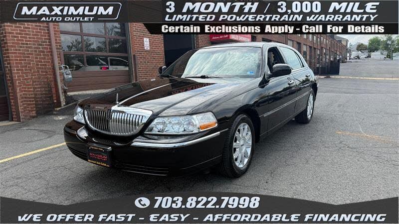 2009 LINCOLN Town Car