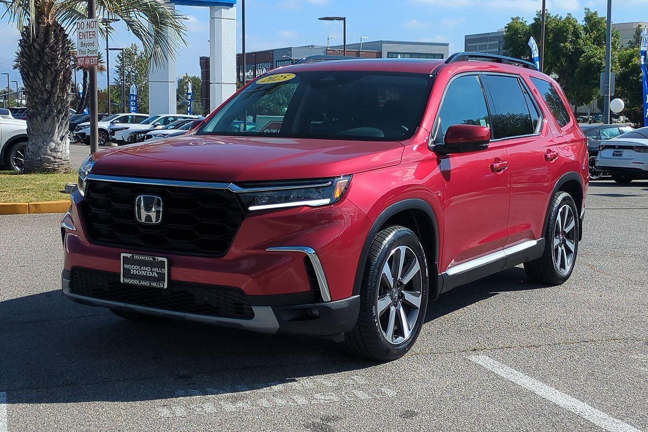 2025 HONDA Pilot