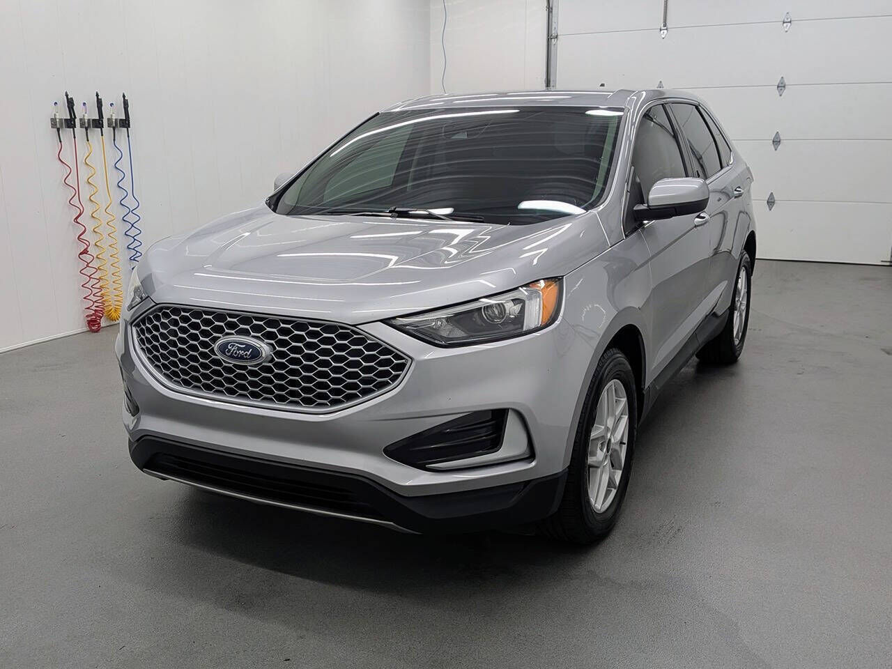 2023 FORD Edge