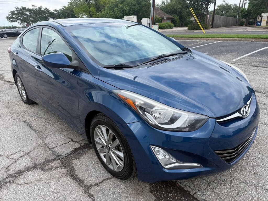2015 HYUNDAI Elantra