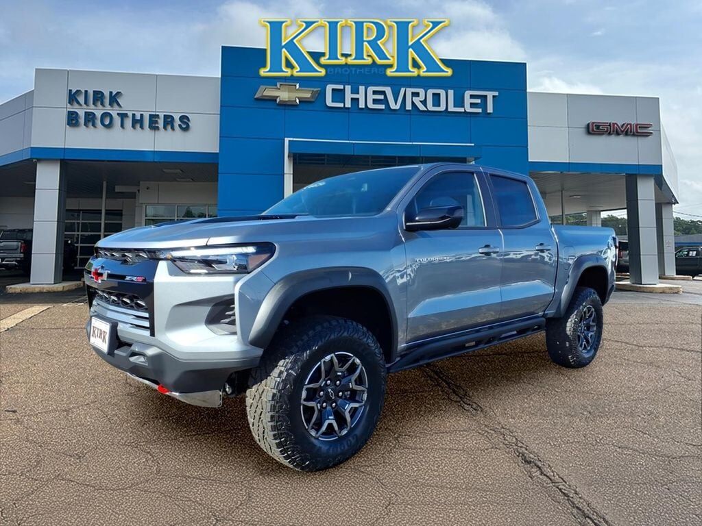 2026 CHEVROLET Colorado