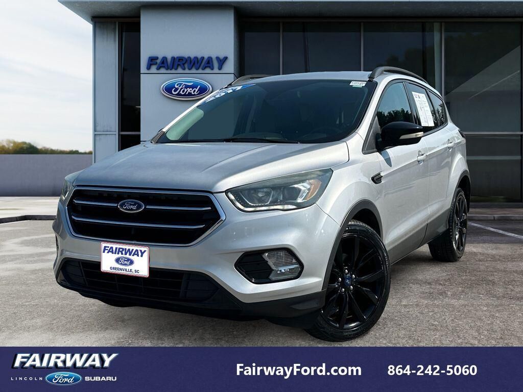 2017 FORD Escape