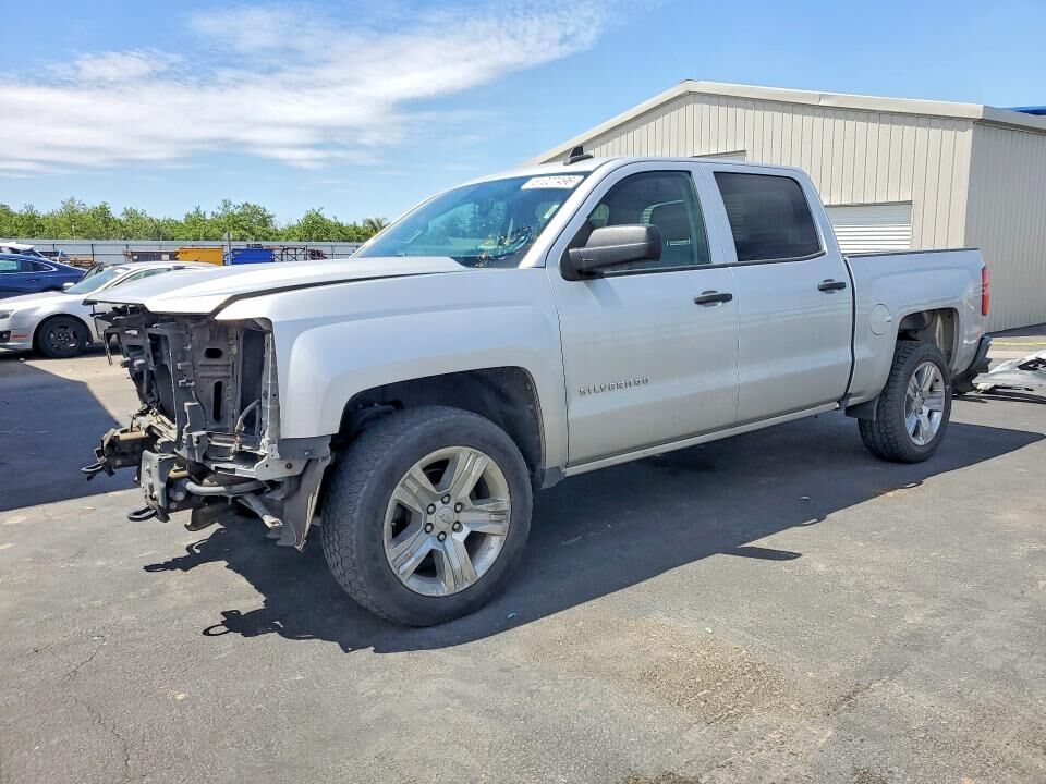 2018 CHEVROLET Silverado