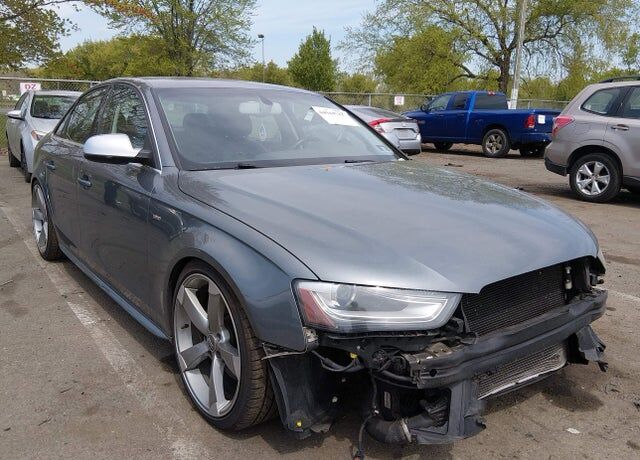 2015 AUDI A4