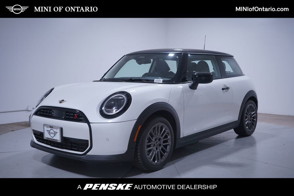 2025 MINI Hardtop
