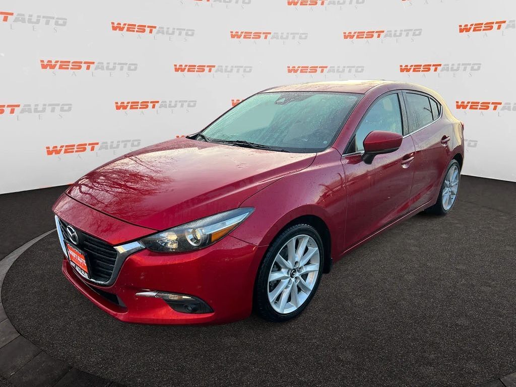 2017 MAZDA Mazda3