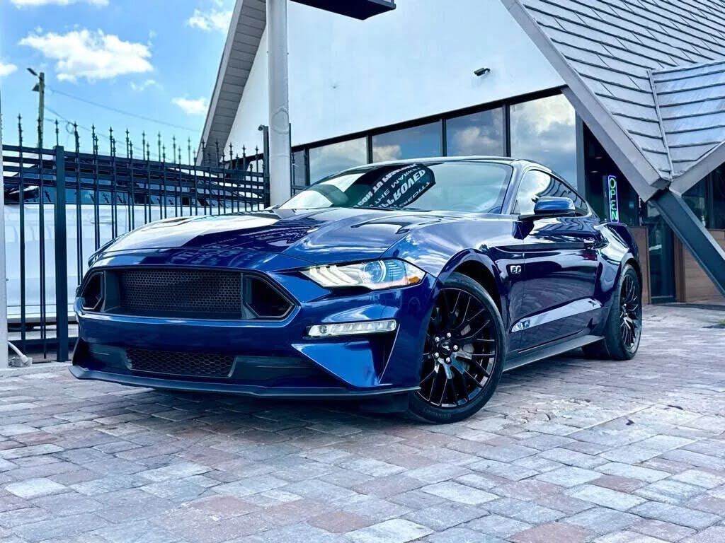 2019 FORD Mustang