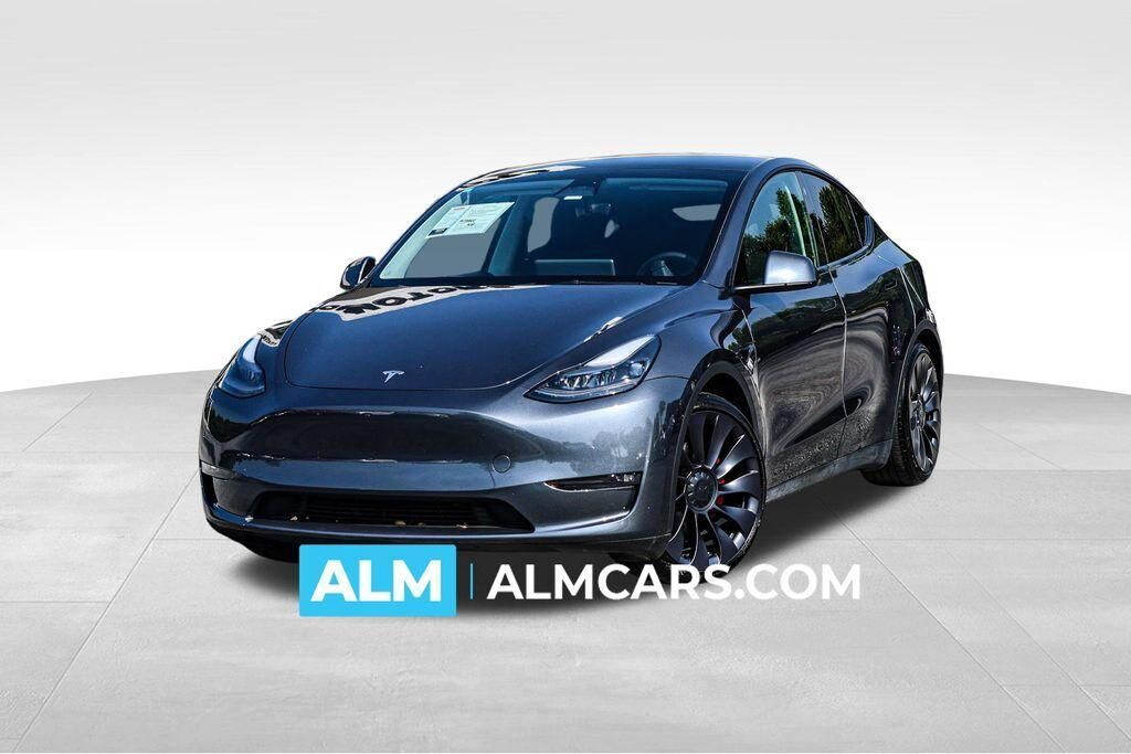 2023 TESLA Model Y