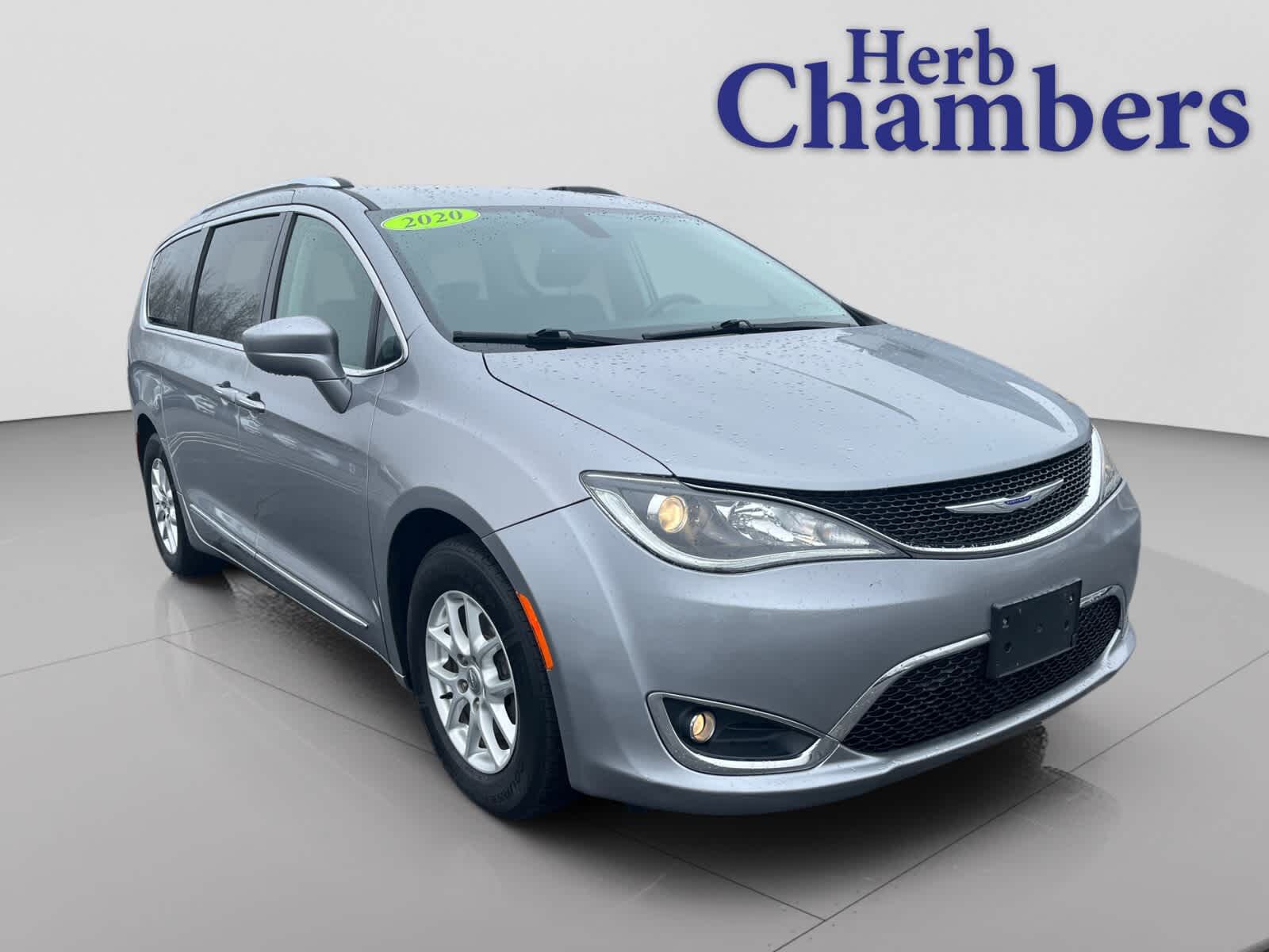 2020 CHRYSLER Pacifica