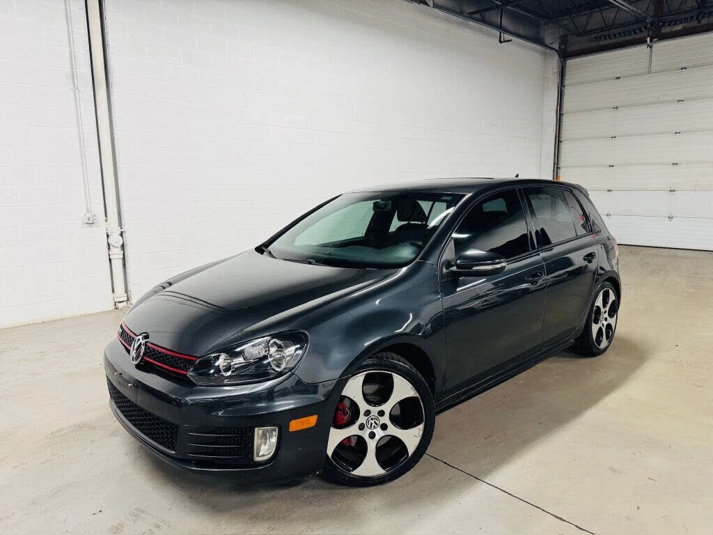 2010 VOLKSWAGEN GTI