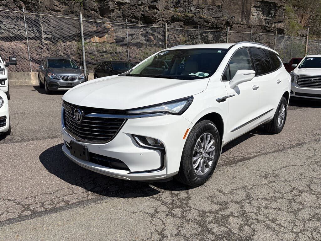 2023 BUICK Enclave
