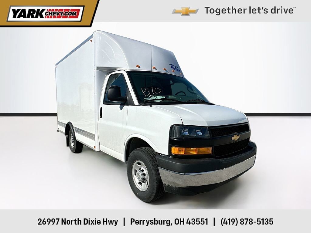 2025 CHEVROLET Express