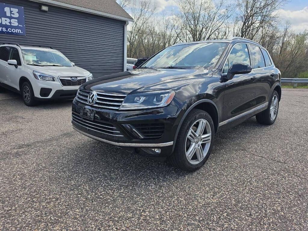 2016 VOLKSWAGEN Touareg