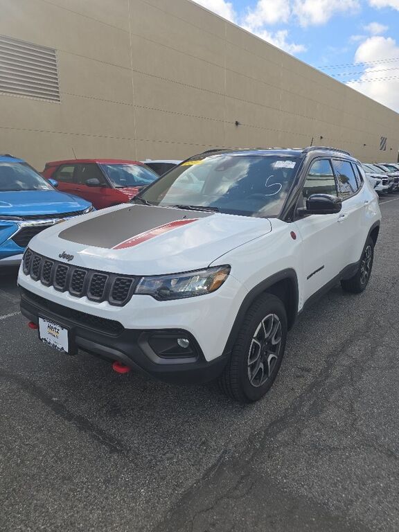 2025 JEEP Compass