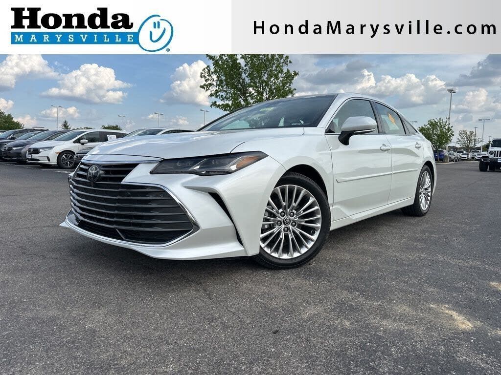 2020 TOYOTA Avalon
