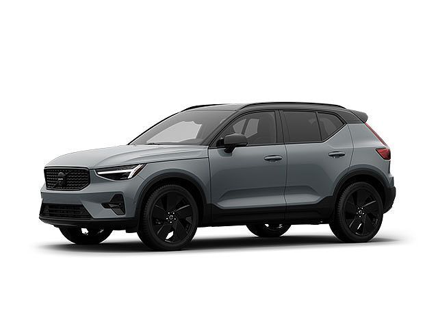2026 VOLVO XC40