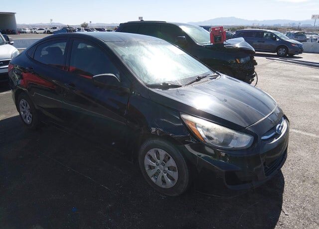 2016 HYUNDAI Accent