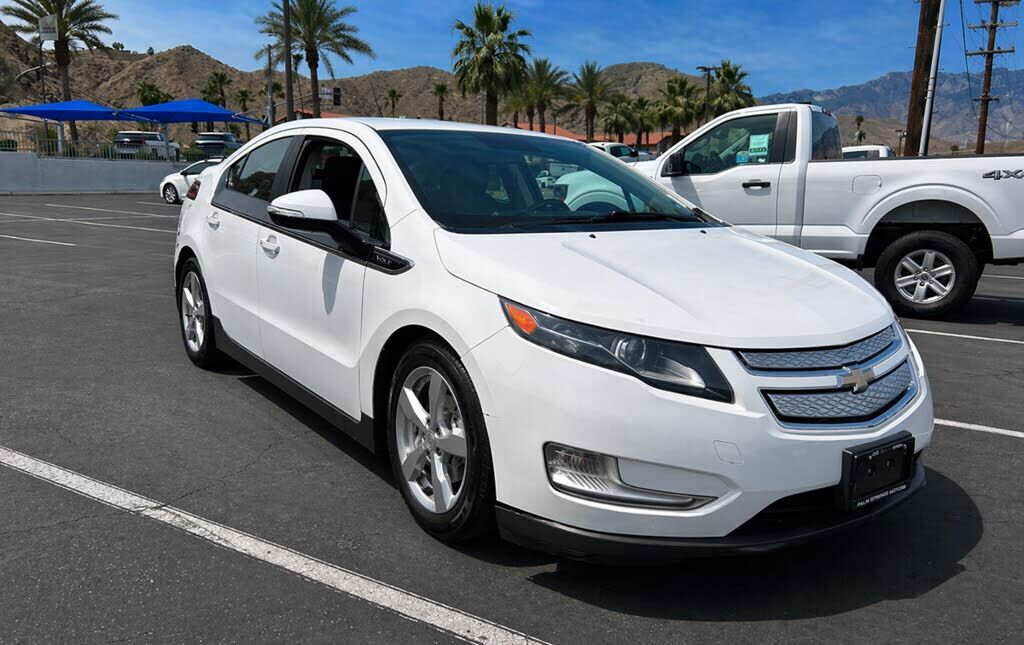 2014 CHEVROLET Volt