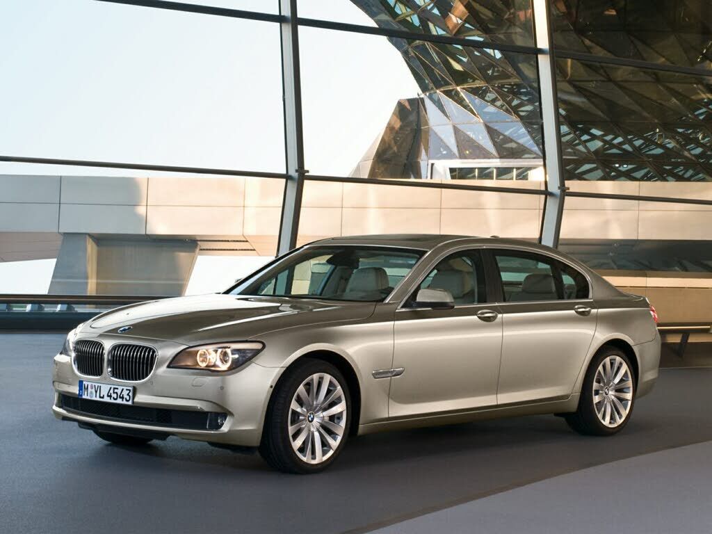 2011 BMW 7 Series