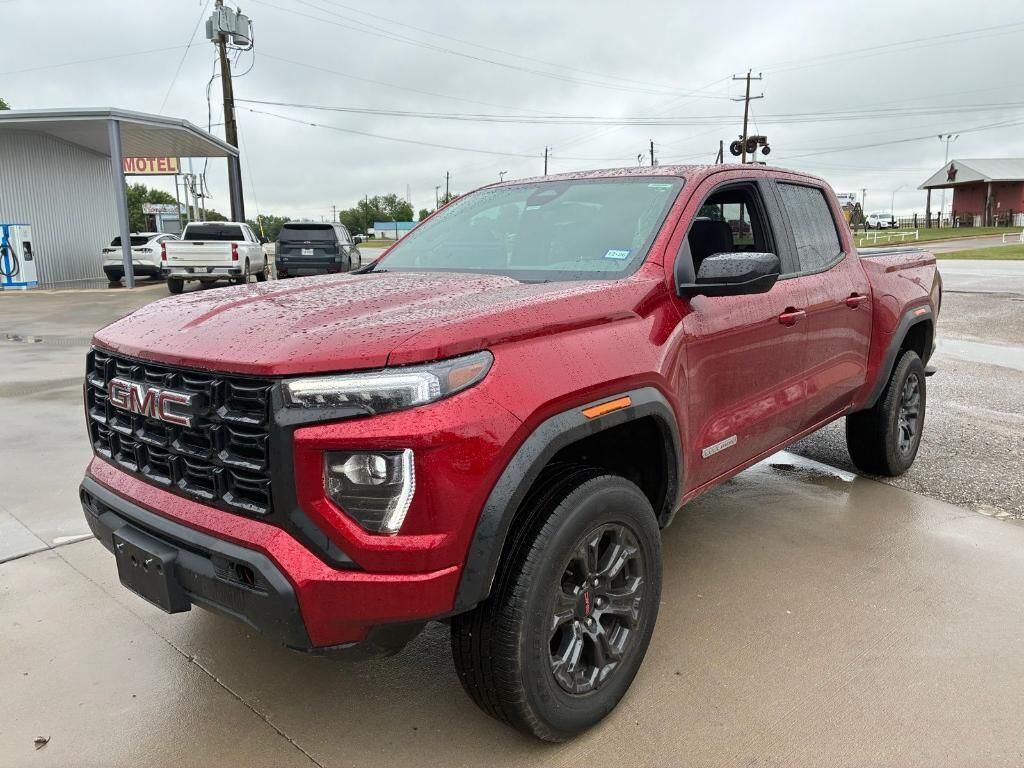 2024 GMC Canyon