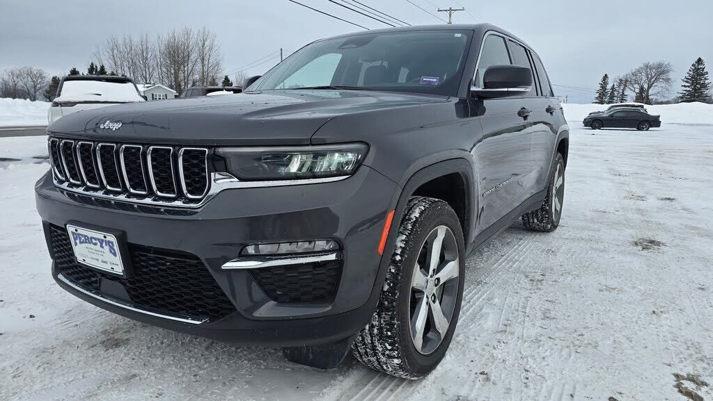 2022 JEEP Grand Cherokee