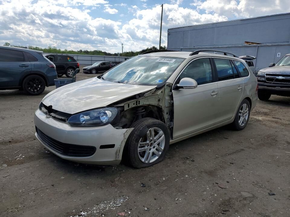 2013 VOLKSWAGEN Jetta SportWagen