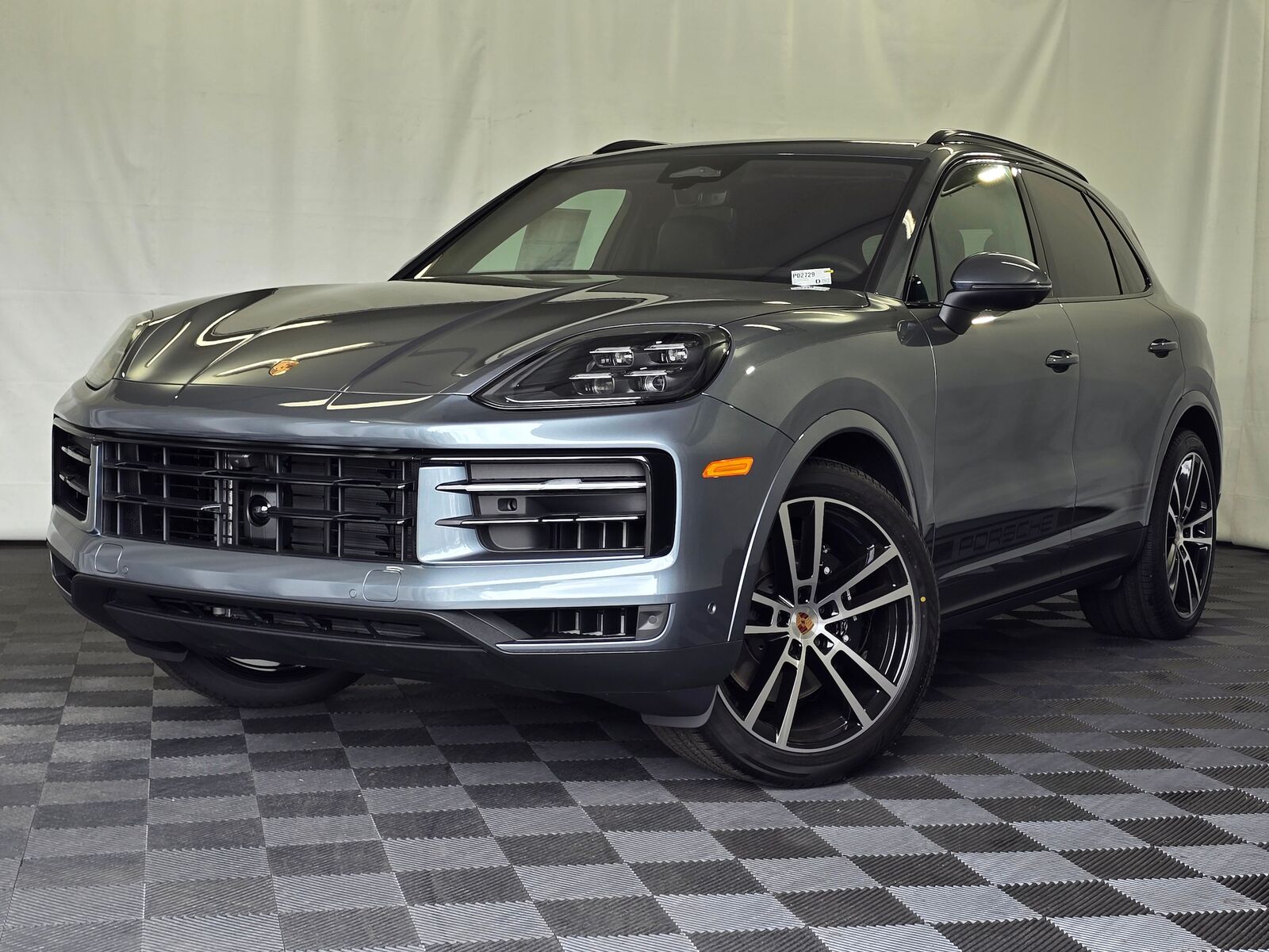 2026 PORSCHE Cayenne