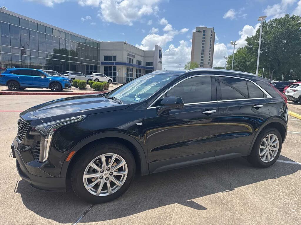 2023 CADILLAC XT4