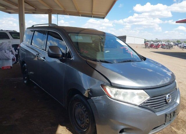 2015 NISSAN Quest