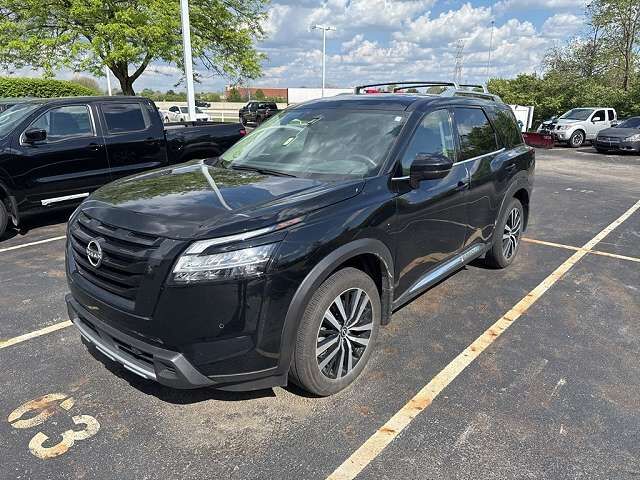2024 NISSAN Pathfinder