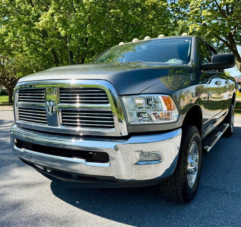 2012 DODGE Ram