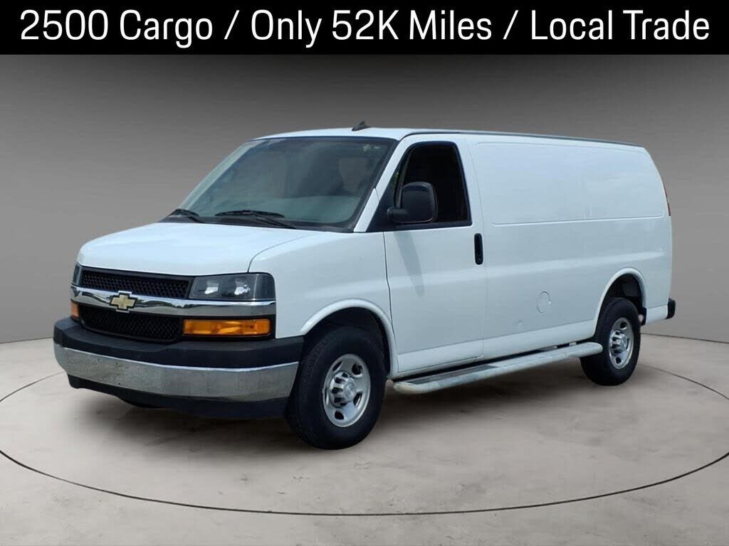 2020 CHEVROLET Express