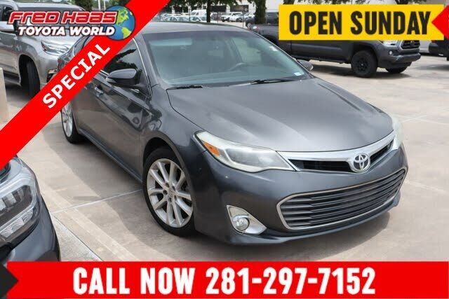 2013 TOYOTA Avalon