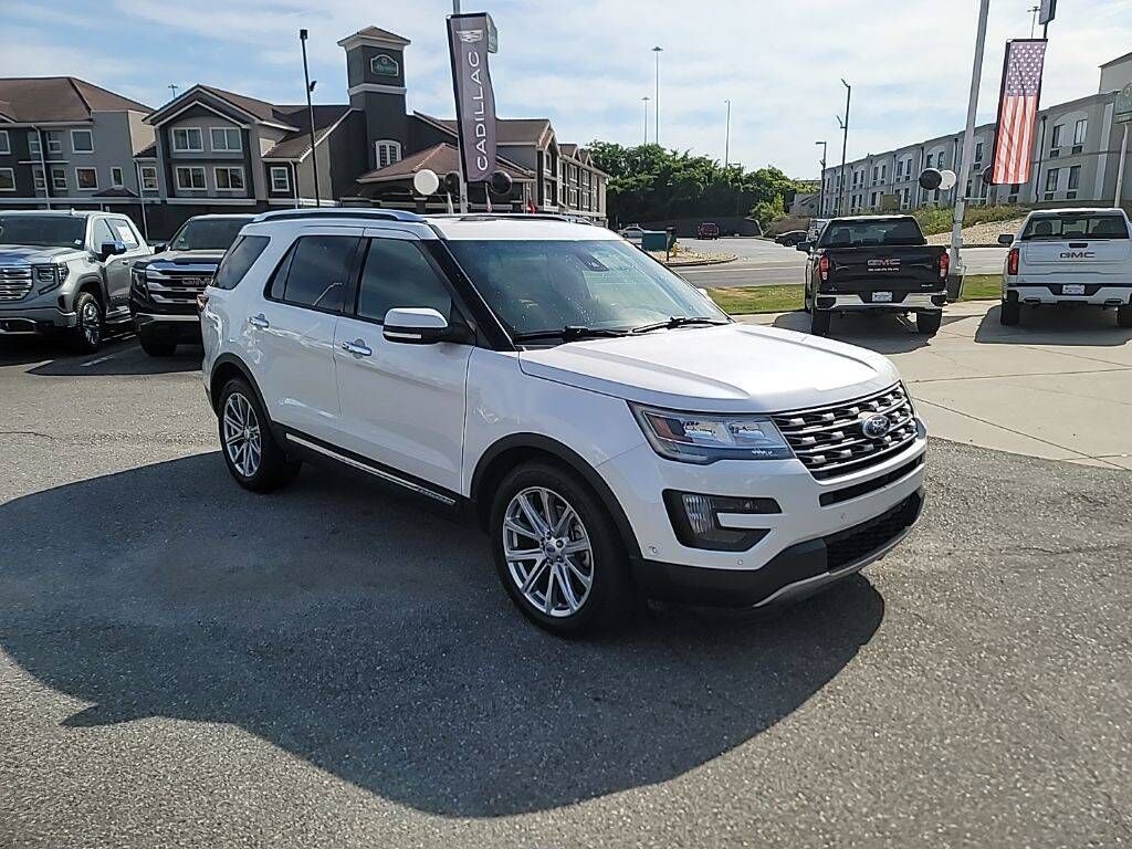 2016 FORD Explorer