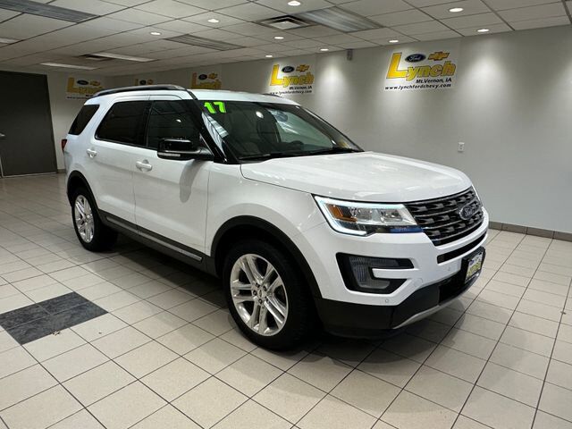 2017 FORD Explorer