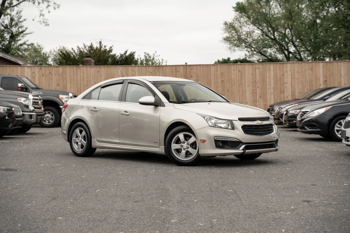 2015 CHEVROLET Cruze