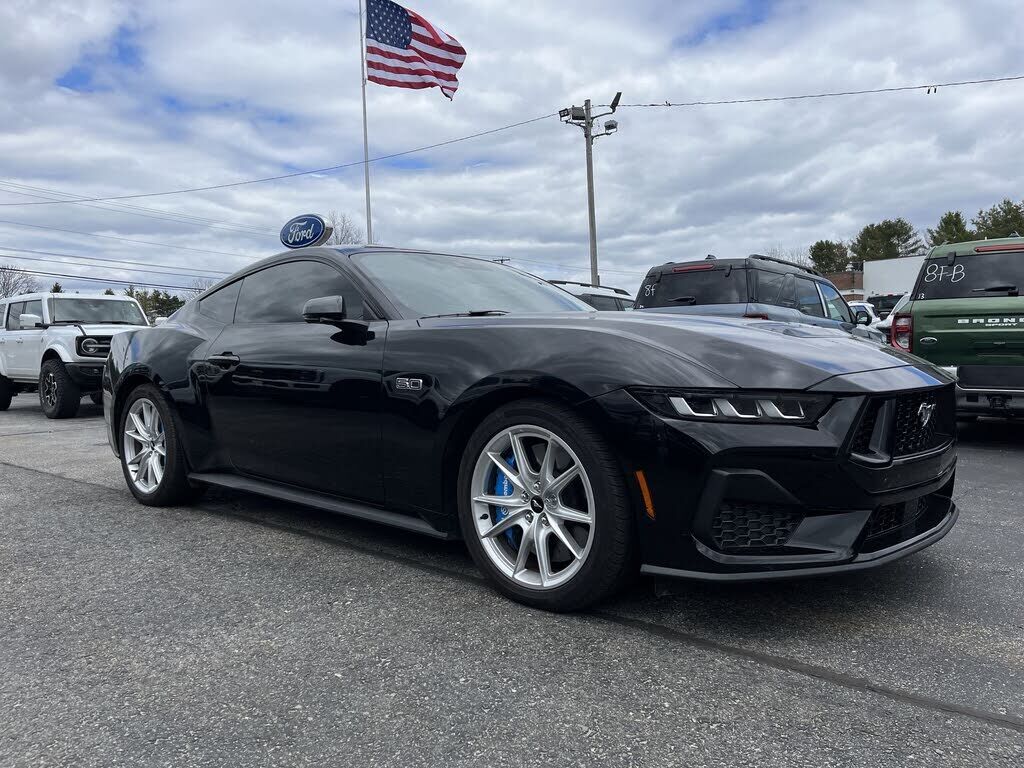 2024 FORD Mustang