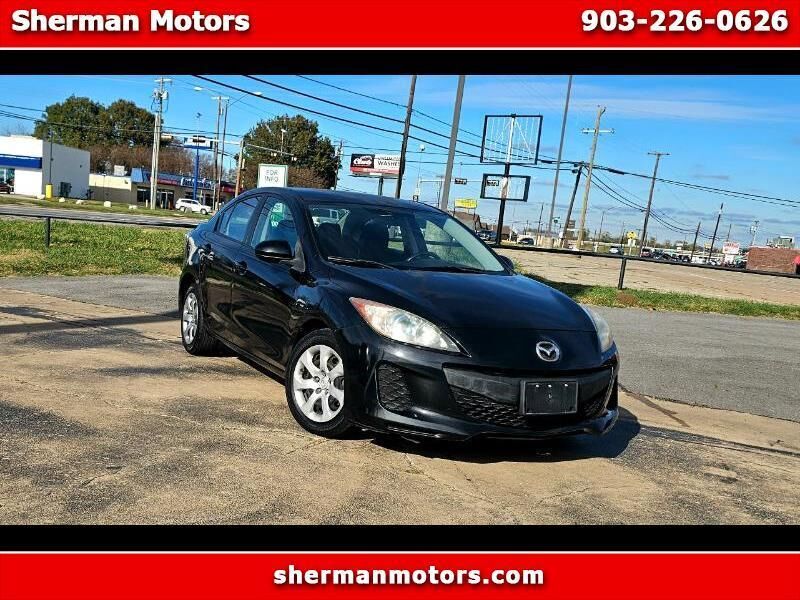 2013 MAZDA Mazda3