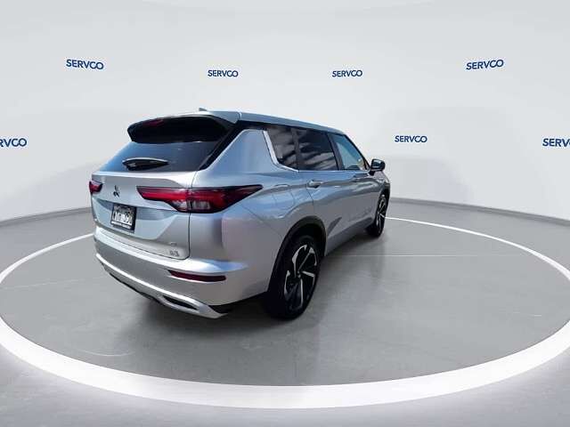 2024 MITSUBISHI Outlander