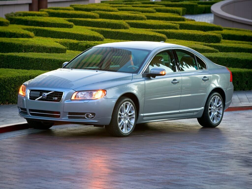 2010 VOLVO S80
