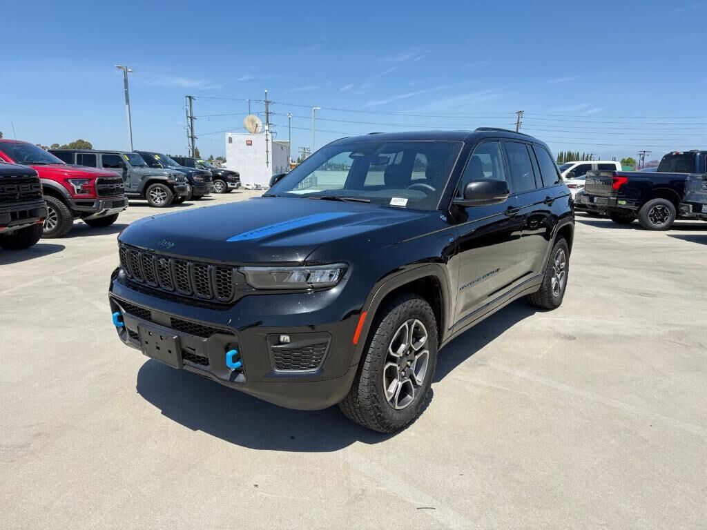 2022 JEEP Grand Cherokee