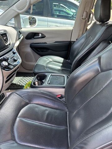 2020 CHRYSLER Pacifica