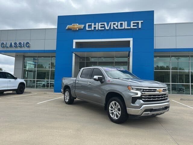 2023 CHEVROLET Silverado