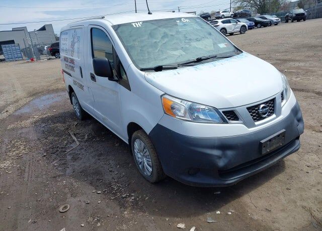 2014 NISSAN NV200