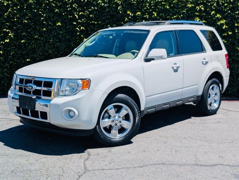 2010 FORD Escape